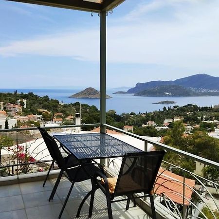 Ersi'S Seaview Apartment Porto Rafti Exterior photo